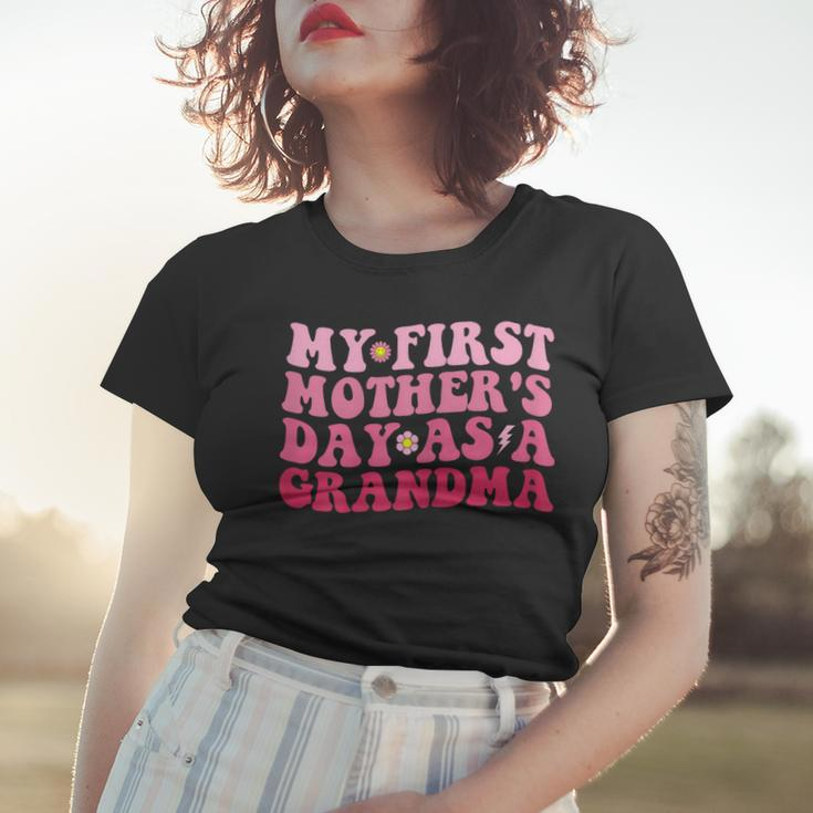 Womens Funny Mothers Day My First Mothers Day As A Grandma Women T-shirt Gifts for Her