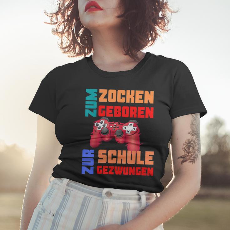 Zum Zocken Geboren Zur Schule Gezwungen I Konsole Gamer Frauen Tshirt Geschenke für Sie