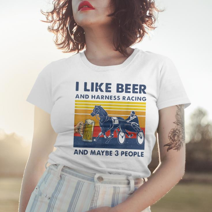 I Like Beer And Harness Racing Horse Vintage Retro Gifts Women T-shirt Gifts for Her