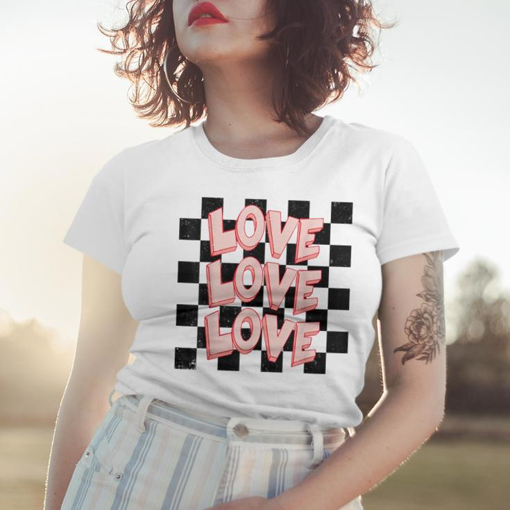 Love Heart Valentine Checkered Retro Groovy Valentines Day Women T-shirt Gifts for Her