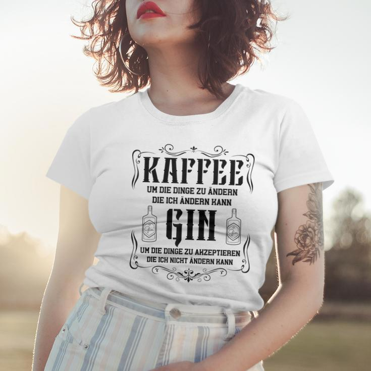Lustiger Gin Tonic Trinker Spruch Kaffee Gin Liebhaber Frauen Tshirt Geschenke für Sie
