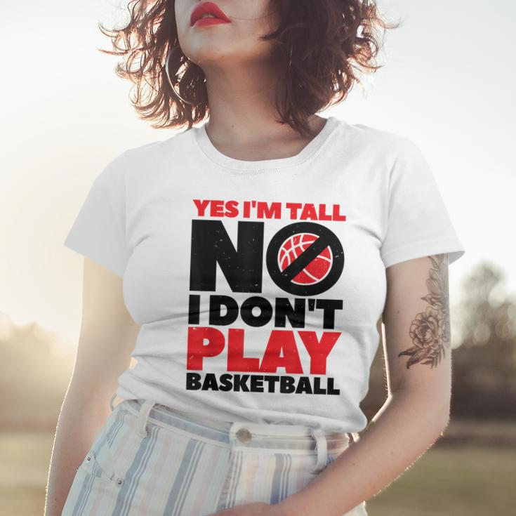 Lustiges Frauen Tshirt Ja, ich bin groß - Nein, Basketball ist nicht mein Sport Geschenke für Sie