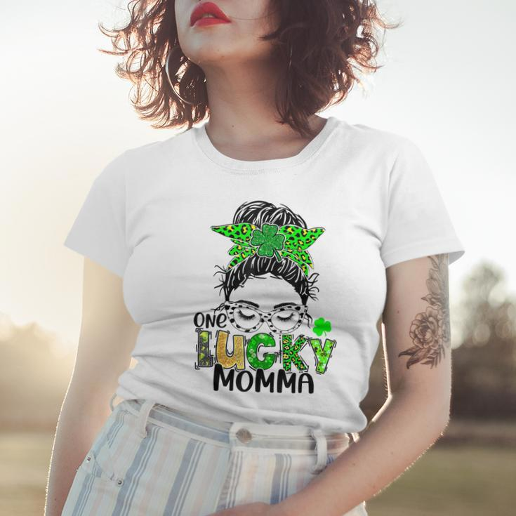 One Lucky Momma Messy Bun Mom Shamrock St Patricks Day Women T-shirt Gifts for Her