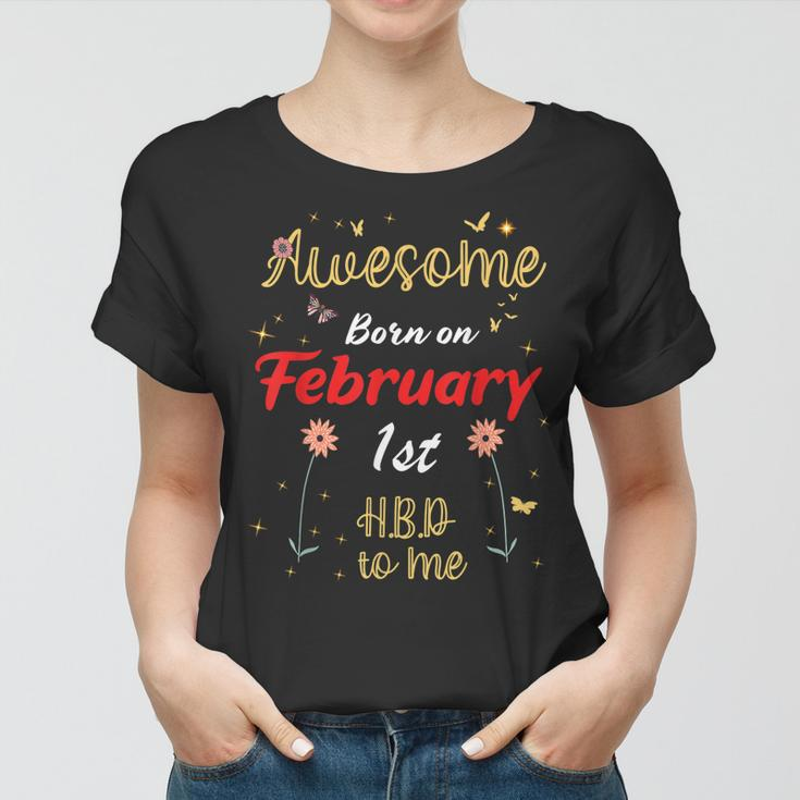 Awesome Born On Februar 1 Geburtstag Niedliche Blumen Februar Frauen Tshirt