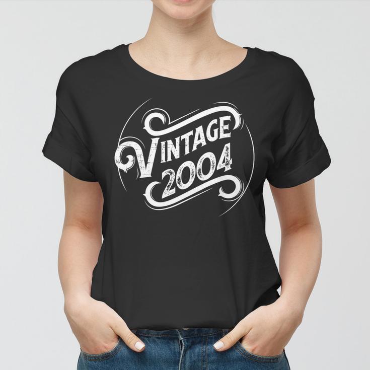 Geburtstag Vintage 2004 Frauen Tshirt