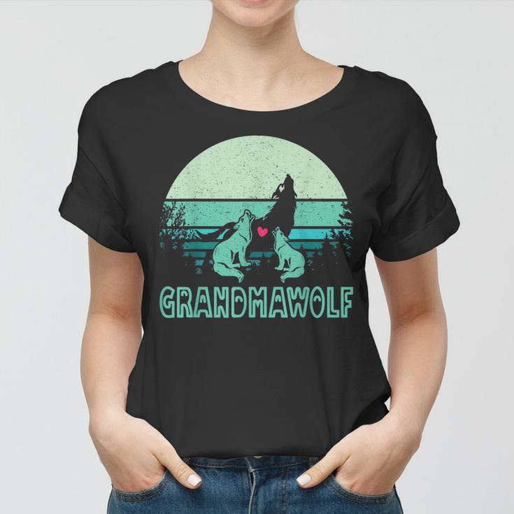 Grandmawolf For Lovers Mom Grandma Wolf & Wolves Mothers Day Women T-shirt