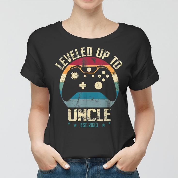 I Leveled Up To Uncle 2023 Promoted To First Time New Uncle Women T-shirt