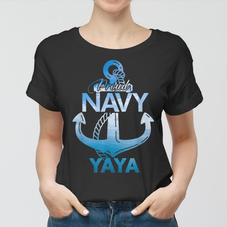 Proud Navy Yaya Geschenk Lover Veteranen Day Frauen Tshirt