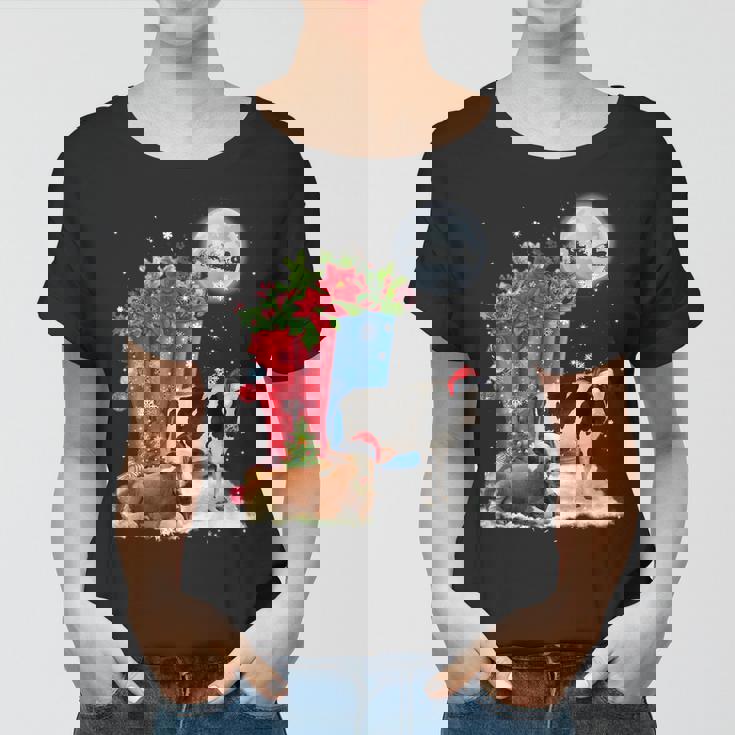 Two Cow Hat Santa Christmas Lights Funny Cow Christmas Women T-shirt