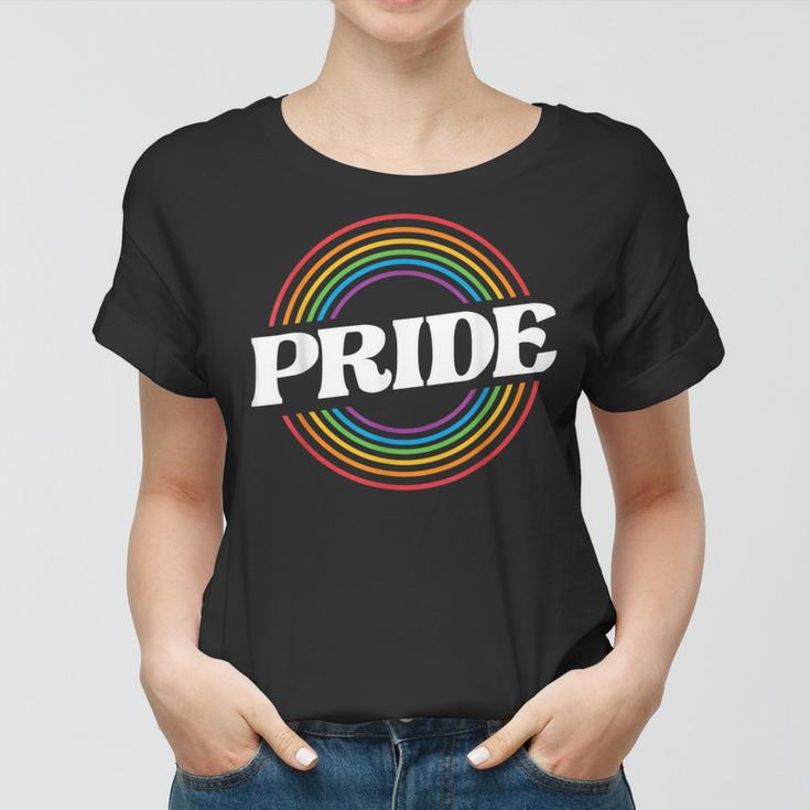 Unisex Schwarzes Frauen Tshirt, Regenbogen PRIDE Schriftzug, Mode für LGBT+