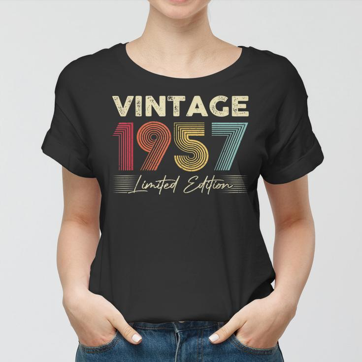 Vintage 1957 Wedding Anniversary Born In 1957 Birthday Party Women T-shirt
