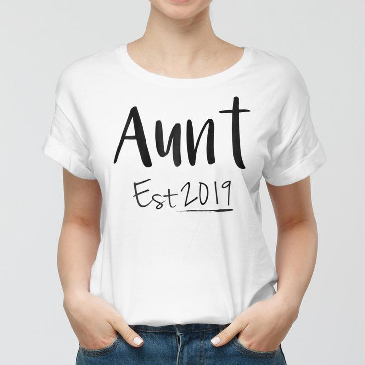 Aunt 2019 Pregnancy Announcement To Aunt Gift Gift For Womens Women T-shirt