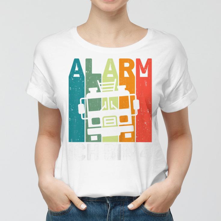 Feuerwehr Alarm Ich Bin 4 Jahre Retro Frauen Tshirt für Kindergeburtstag