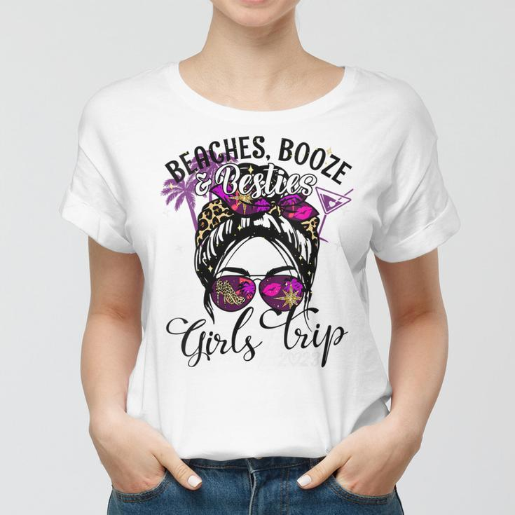 Womens Girls Trip 2023 Best Friend Beaches Booze And Besties Women T-shirt
