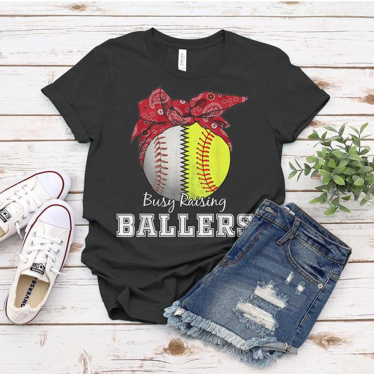 Busy Raising Ballers Softball Baseball Baseball Mom Gift Women T-shirt Unique Gifts