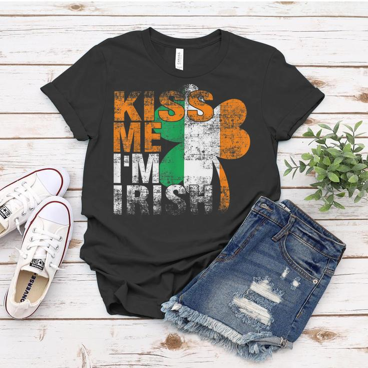 Kiss Me Im Irish Flag Saint Patrick Day Shamrock Gifts Women T-shirt Funny Gifts