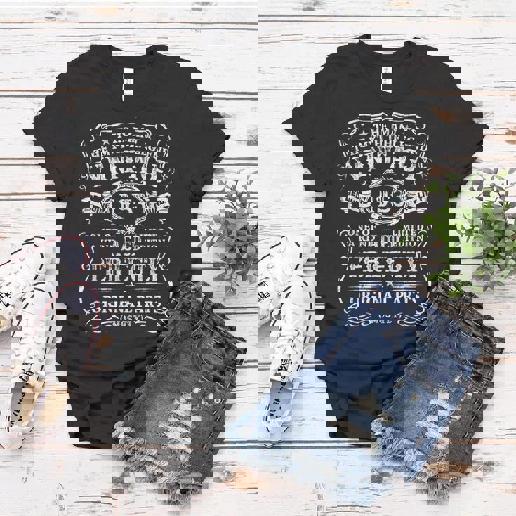 Vintage 1953 Man Myth Legend 70Th Birthday 70 Year Old Gifts Women T-shirt Unique Gifts