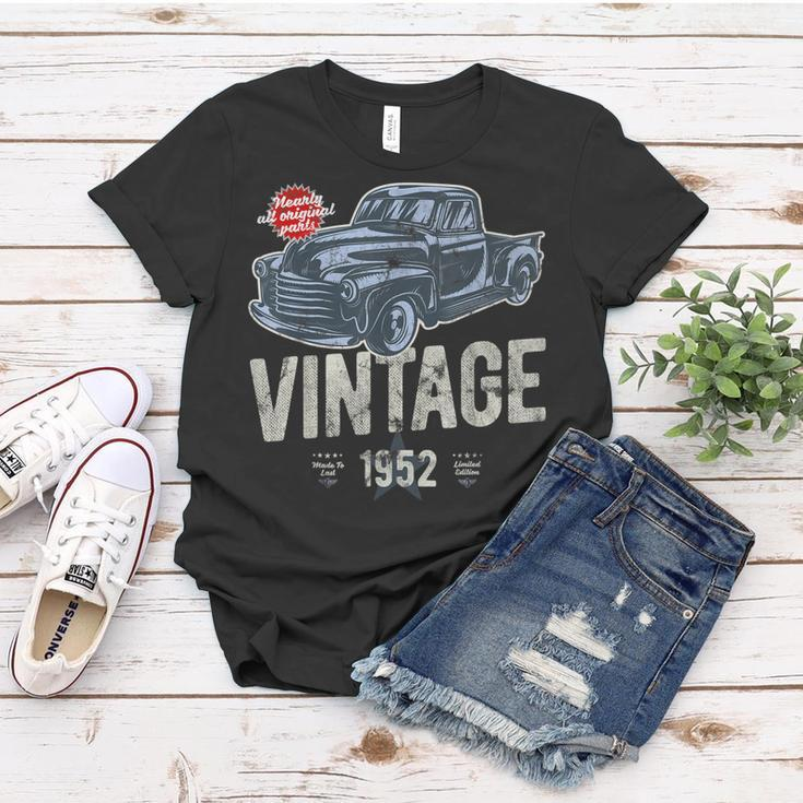 Vintage Born 1952 70Th Birthday Classic Pick Up Truck Women T-shirt Unique Gifts