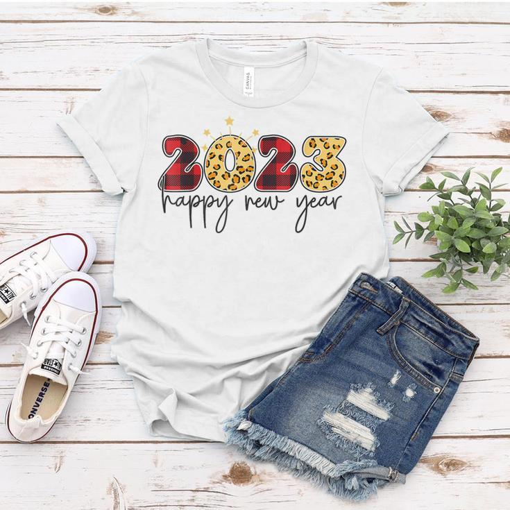 New Years Eve Party Supplies Nye 2023 Happy New Year Retro Women T-shirt Personalized Gifts
