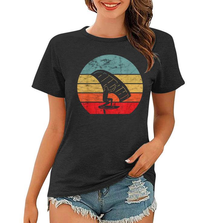 Folie Vintage Retro Foiler Elektrisches Hydrofoil Surfboard Frauen Tshirt