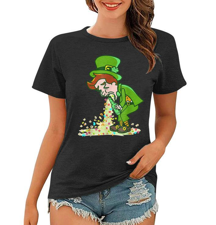 Funny St Patricks Day Leprechaun Shamrock Pattys Day Party  Women T-shirt
