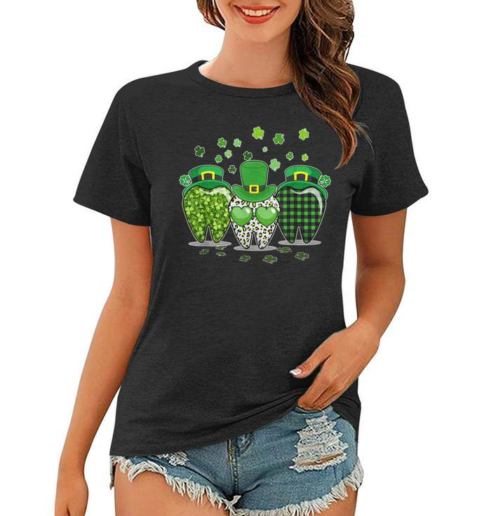 St Patricks Day 2021 Cute Plaid Tooth Dental Assistant Gift  Women T-shirt