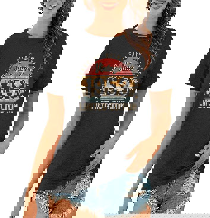 Vintage 1953 70 Year Old Gifts For Man Woman 70Th Birthday Women T-shirt