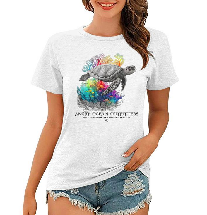 Sea Turtle Tropical Colorful Beach Ocean Travel Souvenir  Women T-shirt