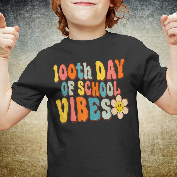 100 Days Of School Vibes 100Th Day Of School Retro Groovy V4 Youth T-shirt