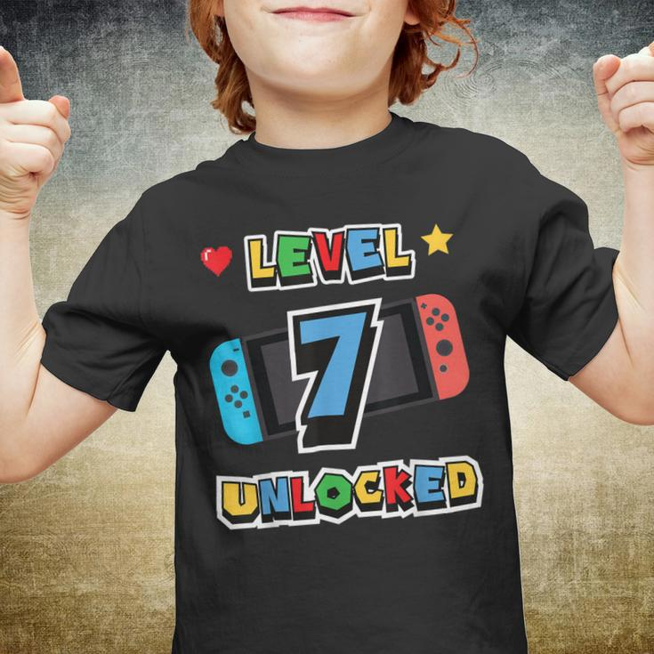 Level 7 Unlocked 7Th Birthday Kids Video Game 7 Years Old Youth T-shirt