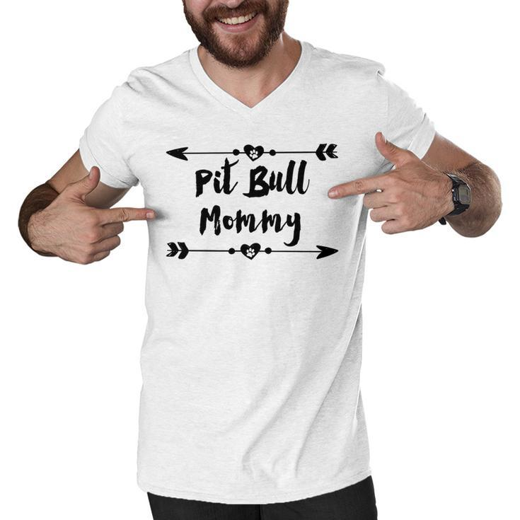 Pit Bull Mommy With Heart And Arrows Men V-Neck Tshirt