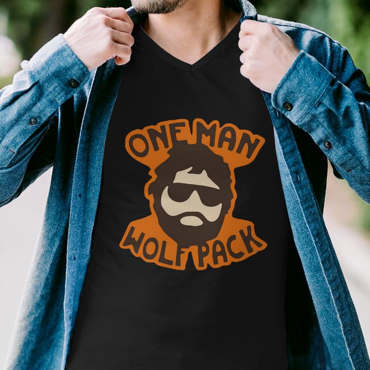 One Man Wolf Pack The Hangover Men V-Neck Tshirt