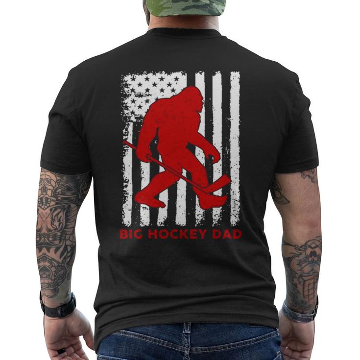 Bigfoot Big Hockey Dad American Flag Men's Back Print T-shirt