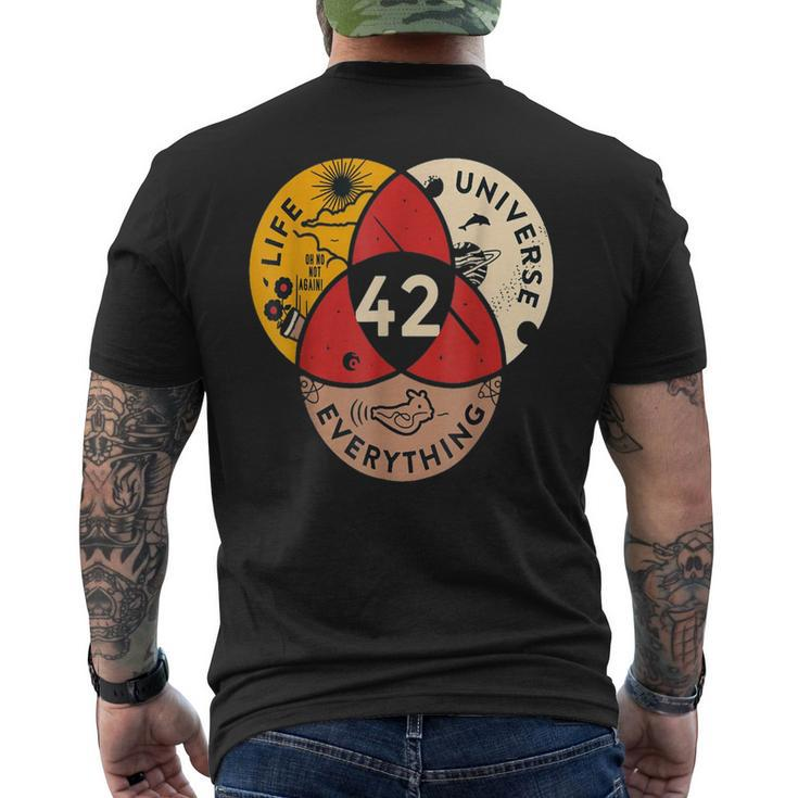 42 Answer To Life Universe And Everything Science Vintage Men's T-shirt Back Print