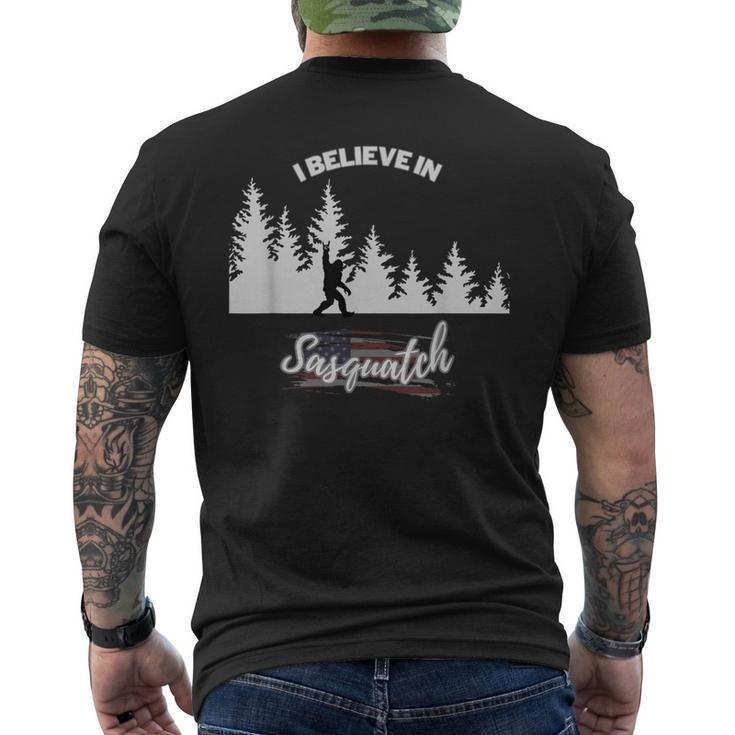 Awesome I Believe In Sasquatch- For Bigfoot Believers Men's Back Print T-shirt