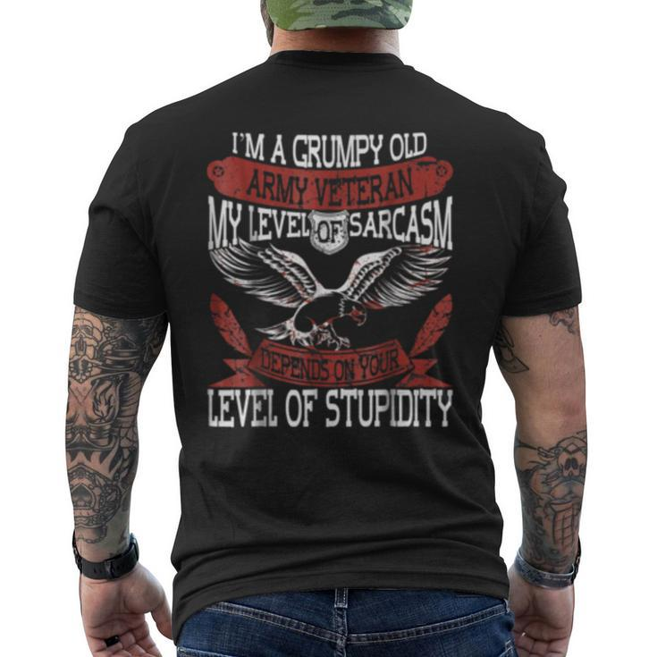 Im A Grumpy Old Army Veteran Us Army Veteran Men's Back Print T-shirt