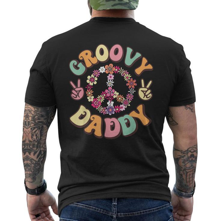 Retro Groovy Daddy And Vintage Family Retro Dad Birthday V2 Men's T-shirt Back Print