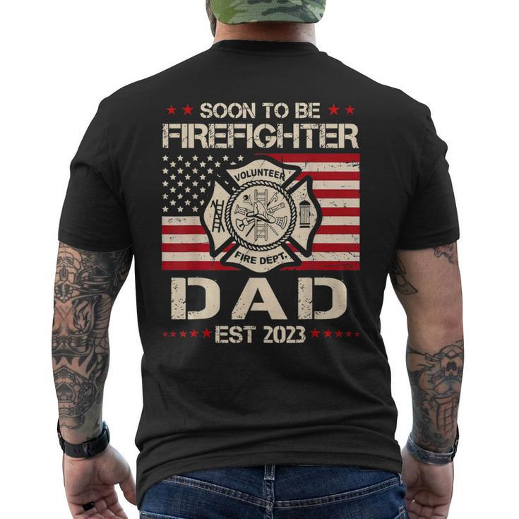 Soon To Be Firefighter Dad Proud Fireman New Dad Fathers Day Men's T-shirt Back Print