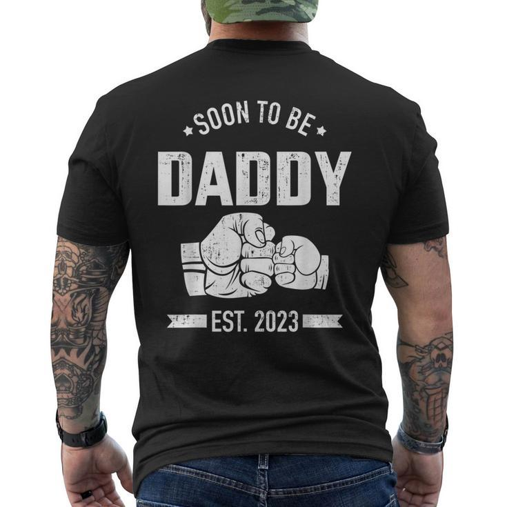Soon To Be Daddy Est 2023 For Dad Pregnancy Announcement Gift For Mens Mens Back Print T-shirt