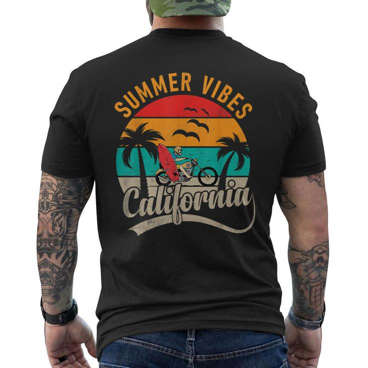 Vintage Surfer Retro Surfing Beach Summer Vibes California Men's Back Print T-shirt