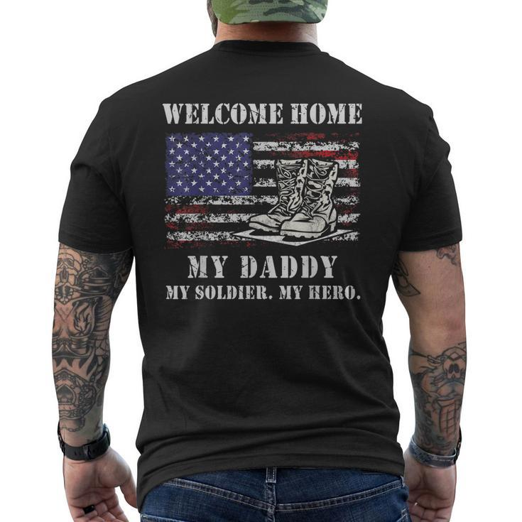 Welcome Home My Daddy Military Dad Soldier Homecoming Retro Men's T-shirt Back Print