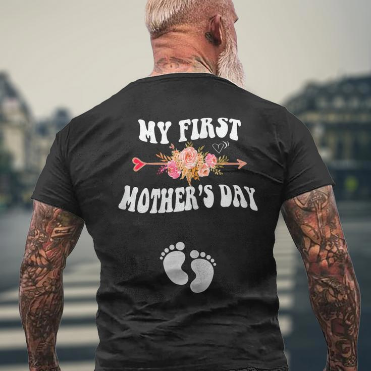 Womens My First Pregnancy Announcement New Mom 2023 Men's Back Print T-shirt Gifts for Old Men