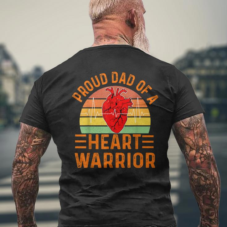Proud Dad Of A Heart Warrior Heart Attack Survivor Vintage Men's T-shirt Back Print Gifts for Old Men