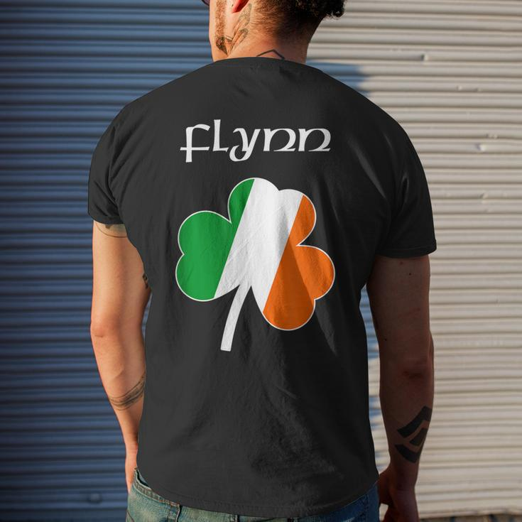 FlynnFamily Reunion Irish Name Ireland Shamrock Mens Back Print T-shirt Gifts for Him