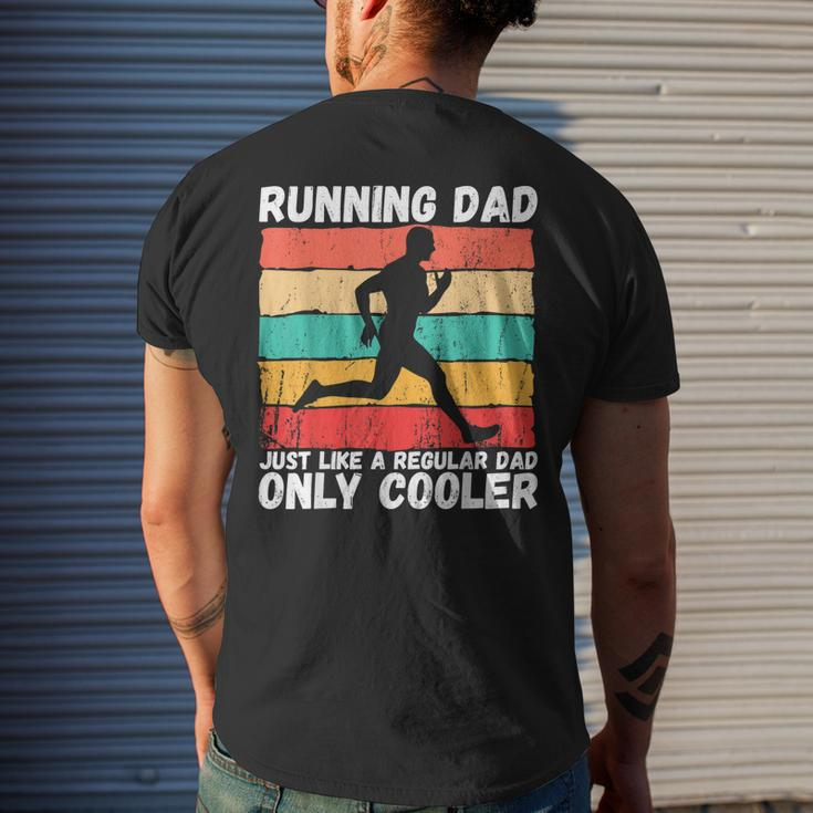 Retro Running Dad Runner Marathon Athlete Humor Outfit Men's T-shirt Back Print Gifts for Him