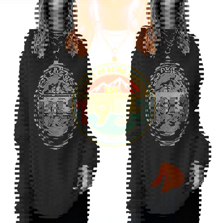 Womens Est Vintage 1953 70Th Birthday Retro 70 Year Old Men Women Women Sweatshirt