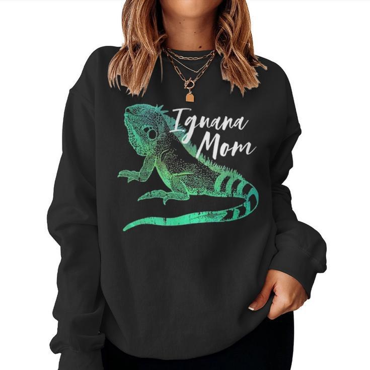 Iguana Mom Reptile Exotic Pet Owner Girl Retro Animal Lover Women Crewneck Graphic Sweatshirt