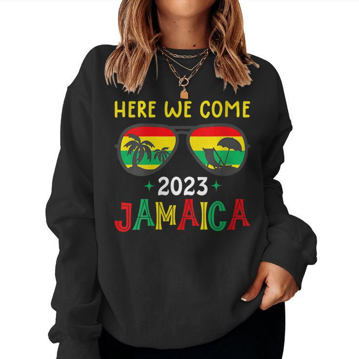 Womens Jamaica 2023 Here We Come Matching Family Dream Vacation Women Sweatshirt
