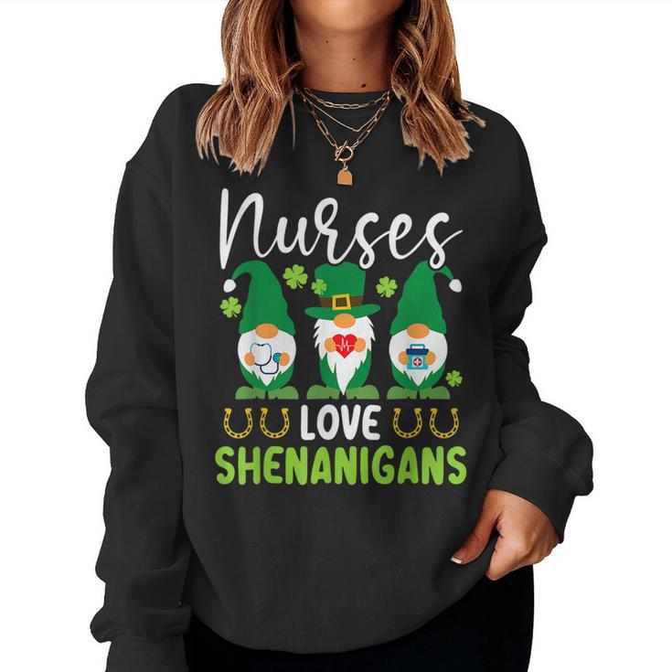 Nurses Love Shenanigans St Patricks Day Irish Pride  Women Crewneck Graphic Sweatshirt