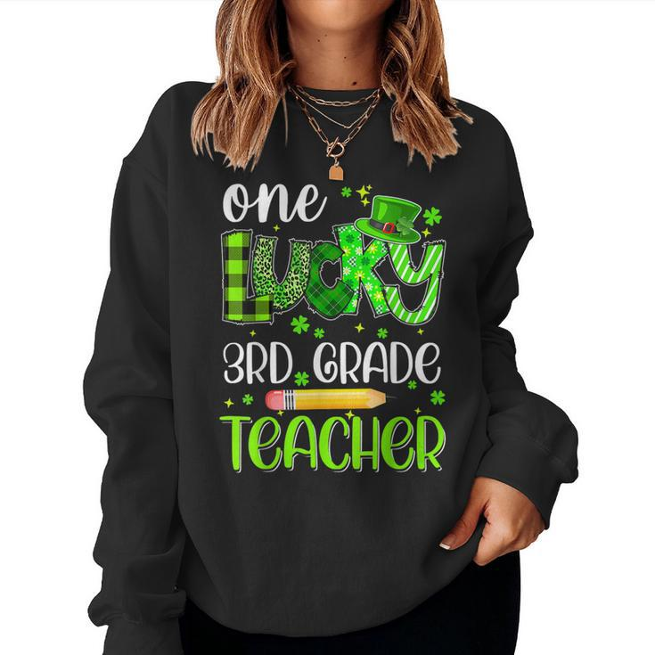 One Lucky 3Rd Grade Teacher Pencil Shamrock St Patricks Day  Women Crewneck Graphic Sweatshirt